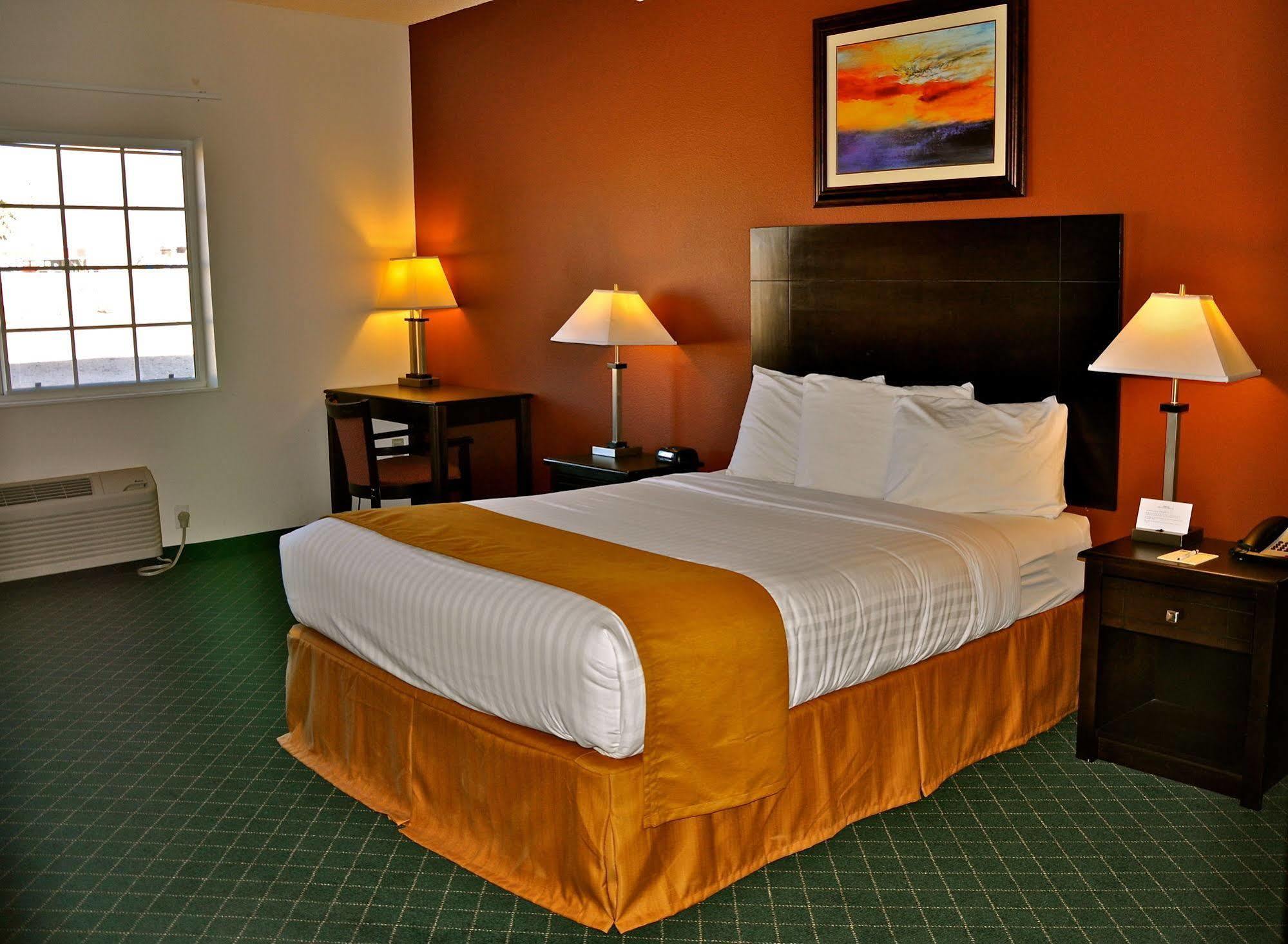 Landmark Hotel Fort Irwin